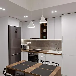 blu-marrone-suites.hotels-of-thessaloniki.com/